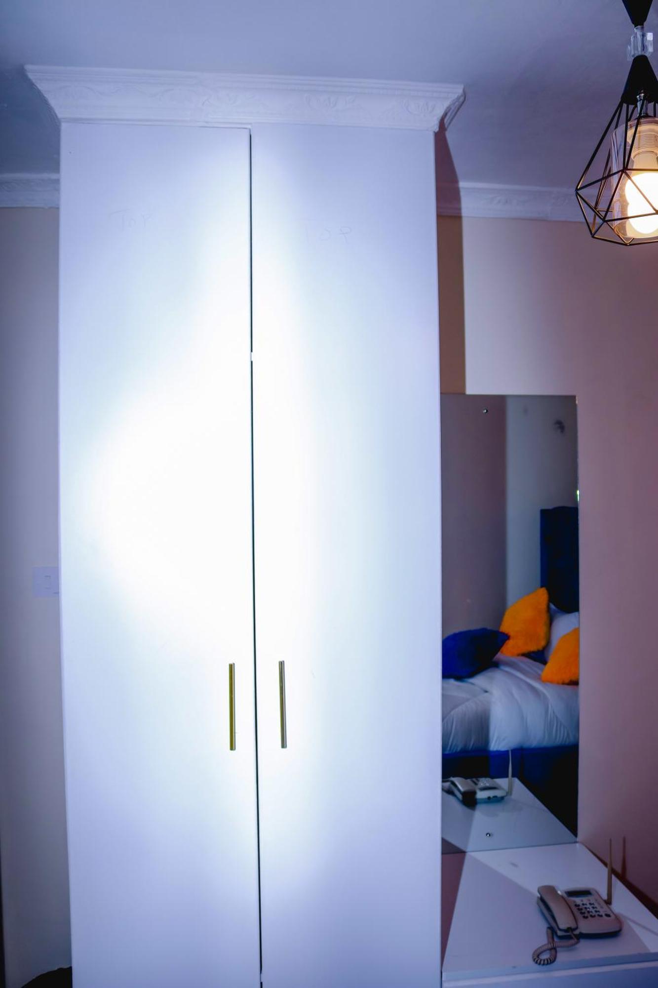 Royal Swag Apartments - Bundiezo Homes Kenya ナイロビ エクステリア 写真